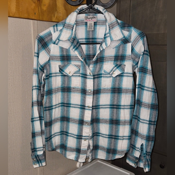 ###Wrangler Plaid Country Shirt - Picture 3 of 6